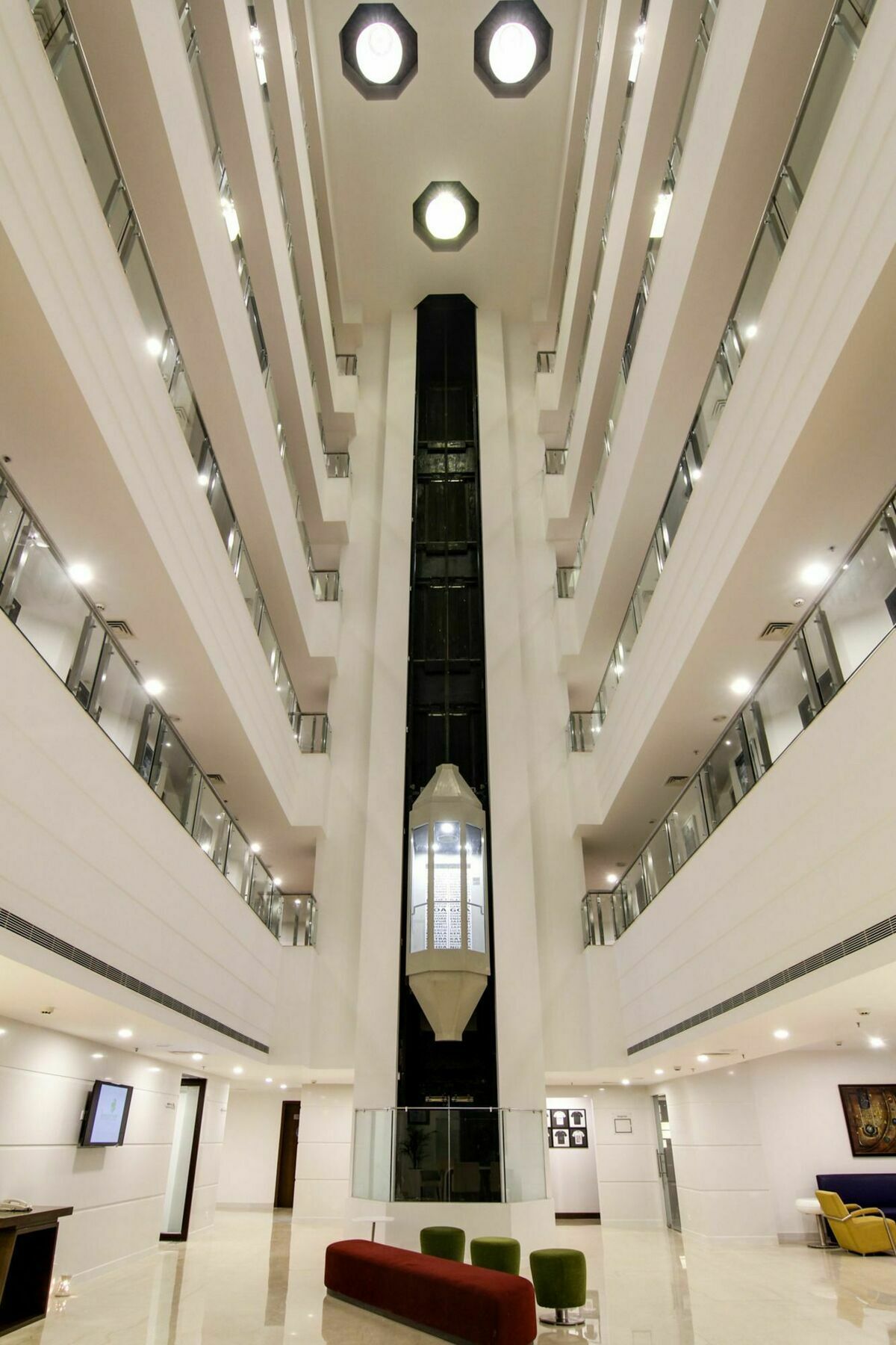 Lemon Tree Hotel, Banjara Hills, Hyderabad Exterior foto